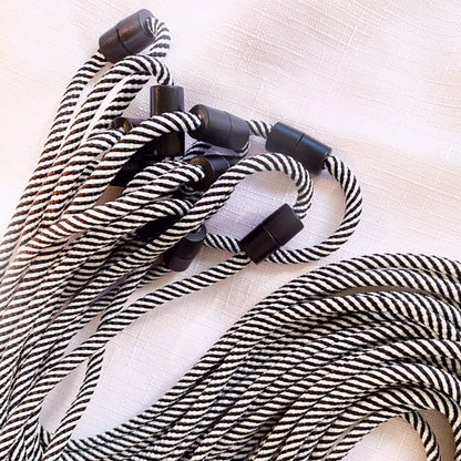 Paracord Lanyard | Black & White