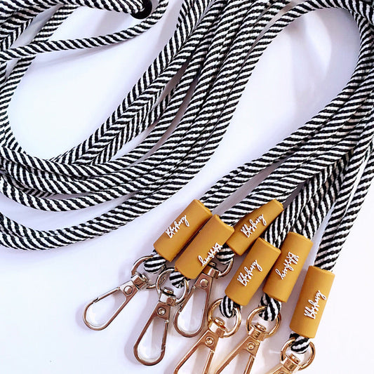 Paracord Lanyard | Black & White