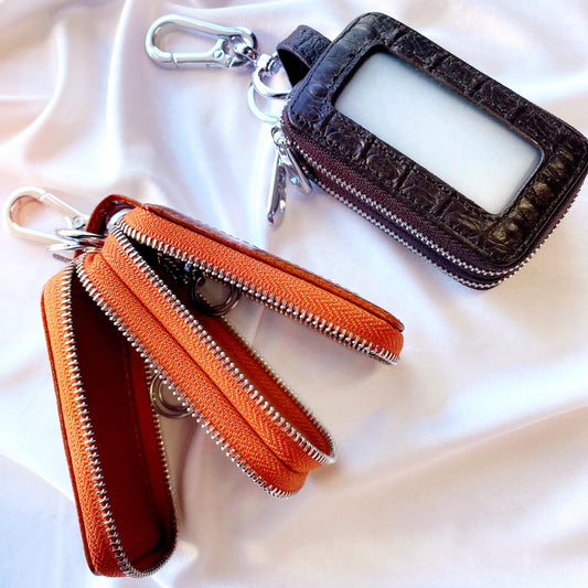 leather car key and remote holders have 2 zippered pockets