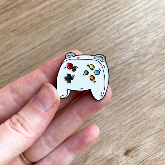 white xbox controller enamel brooch lapel pin